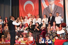 Atıkları sanata dönüştürüyor: Onun gözünde hiçbir şey ’çöp’ değil 1 thumbnail