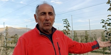 ilcede-yetisen-elma-hayatina-yon-verdi-harclikla-basladi-100-donumluk-araziye-5-bin-fidan-pKZDryrR.jpg