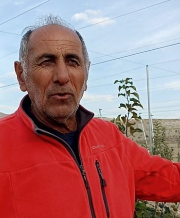 ilcede-yetisen-elma-hayatina-yon-verdi-harclikla-basladi-100-donumluk-araziye-5-bin-fidan-pKZDryrR.jpg