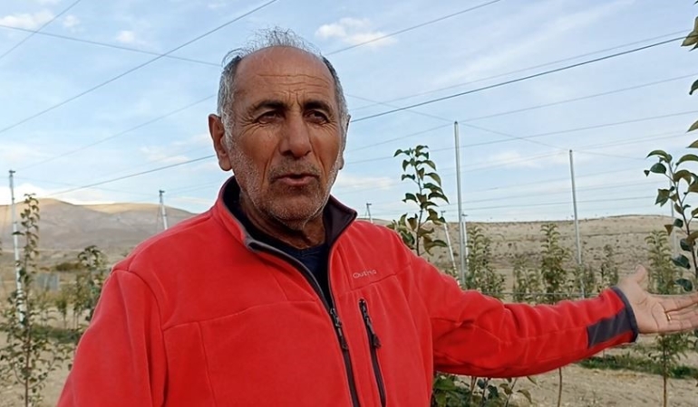 ilcede-yetisen-elma-hayatina-yon-verdi-harclikla-basladi-100-donumluk-araziye-5-bin-fidan-pKZDryrR.jpg
