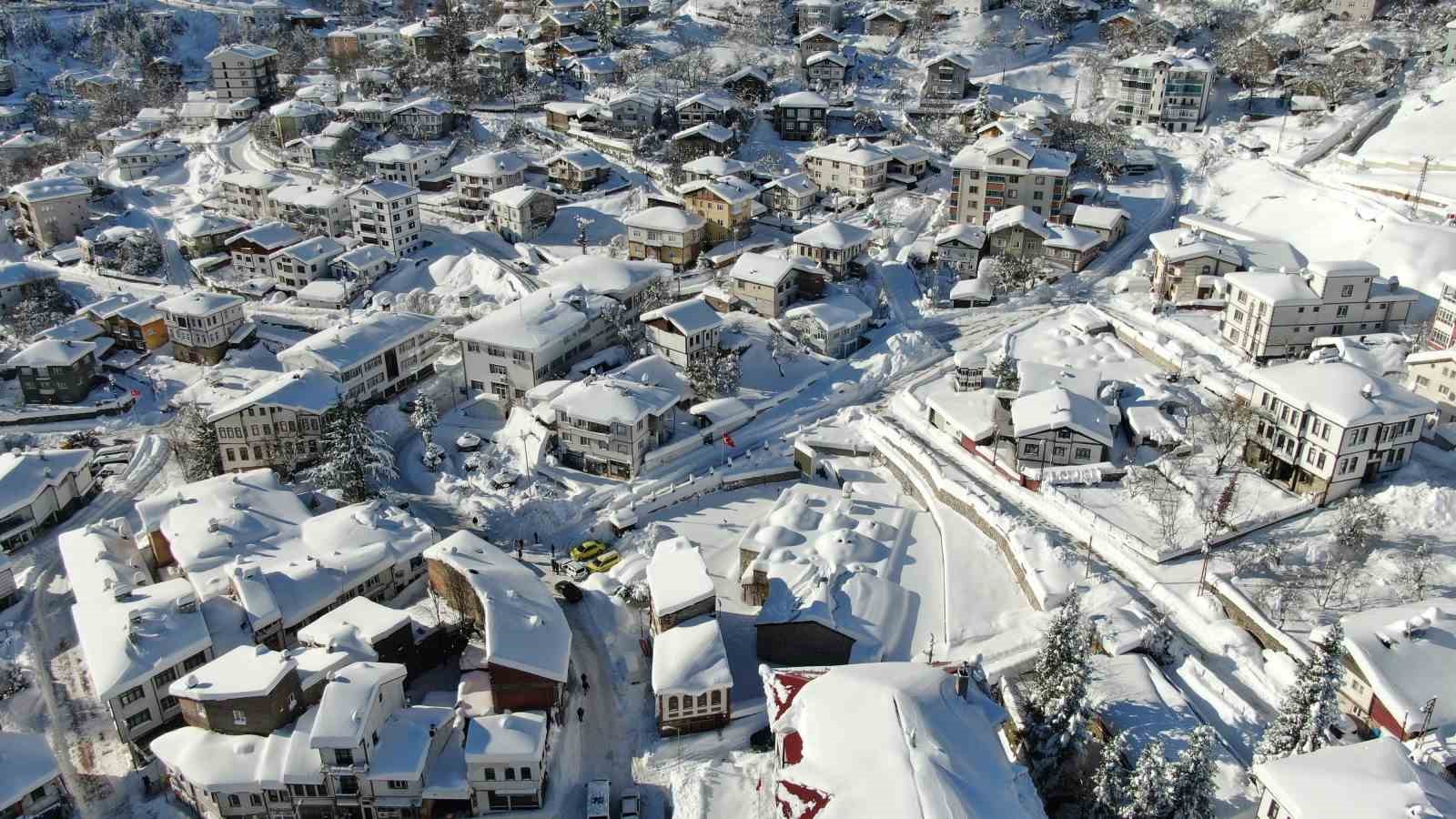 ilceler kara gomuldu ortaya cikan manzara sasirtti 9 rY816zvI