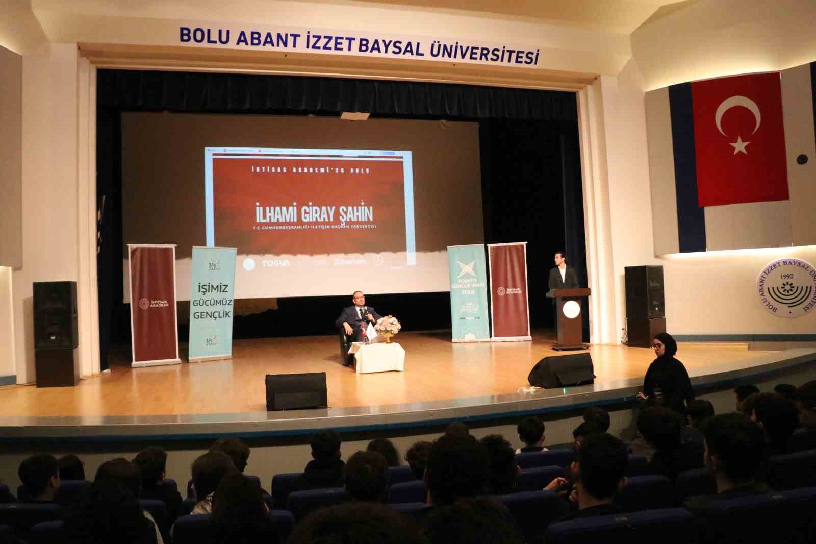 iletisim baskan yardimcisi sahin teknoloji bagimliligi sosyal izolasyona neden oluyor 1 hb2S3wQS
