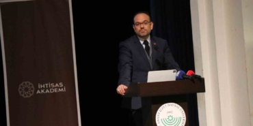 iletisim-baskan-yardimcisi-sahin-teknoloji-bagimliligi-sosyal-izolasyona-neden-oluyor-3gUyvcbM.jpg