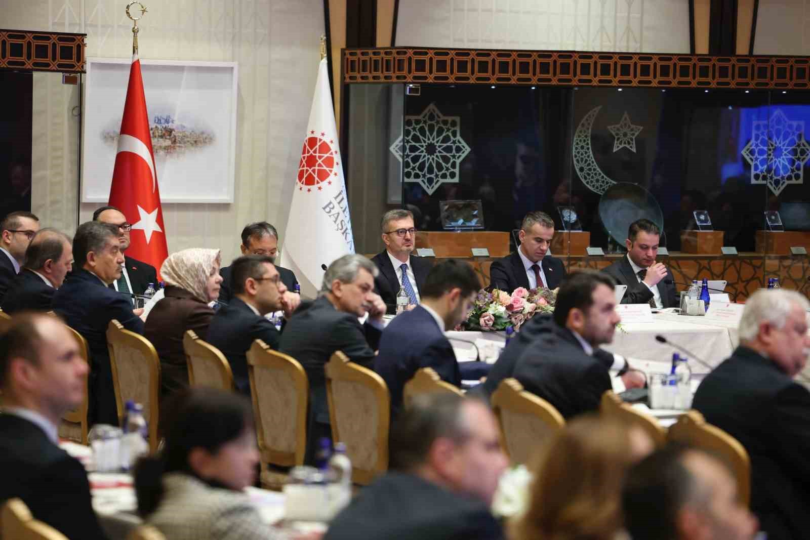 iletisim baskani duran kamu diplomasisi iletisimin silah gibi kullanildigi bir cagda cok kritik 2 kQvL7SO4