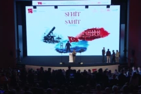 AK Parti Gençlik Kolları’ndan düzenlenen Ayasofya Yürüyüşü’ne binler katıldı 1 thumbnail
