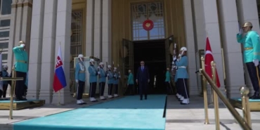 iletisim-baskanligi-cumhurbaskani-erdoganin-slovakya-cumhurbaskani-peter-pellegrini-ile-gorusmesi-liderler-turkiye-slovakya-ikili-M28PMMyD.jpg