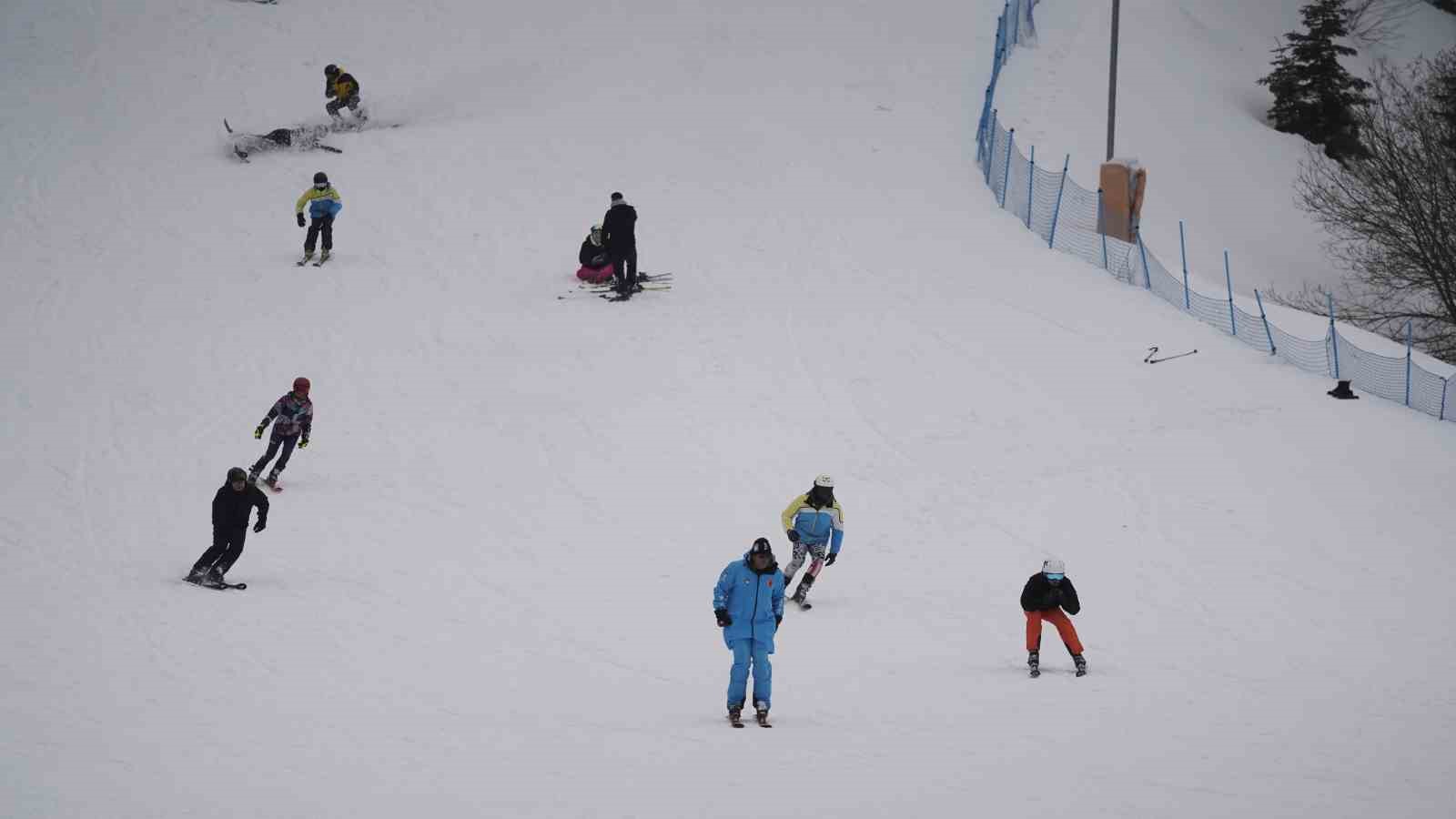 ilgaz dagina kayakseverler akin etti 0 Wa6OtYgr