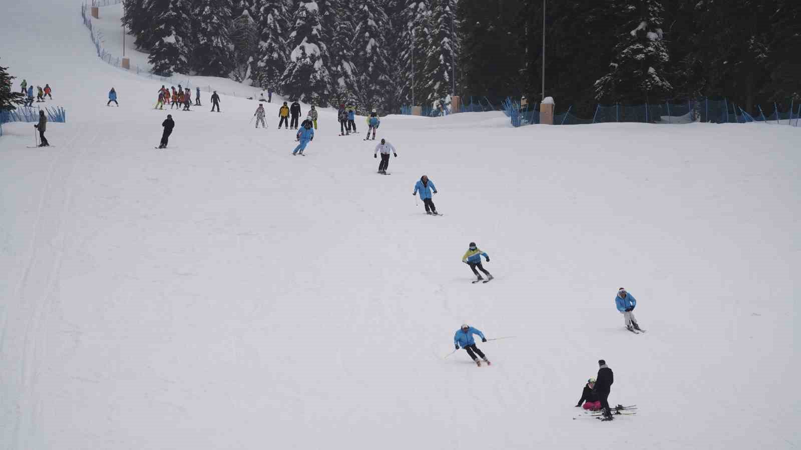 ilgaz dagina kayakseverler akin etti 2 lerPZ4Zj