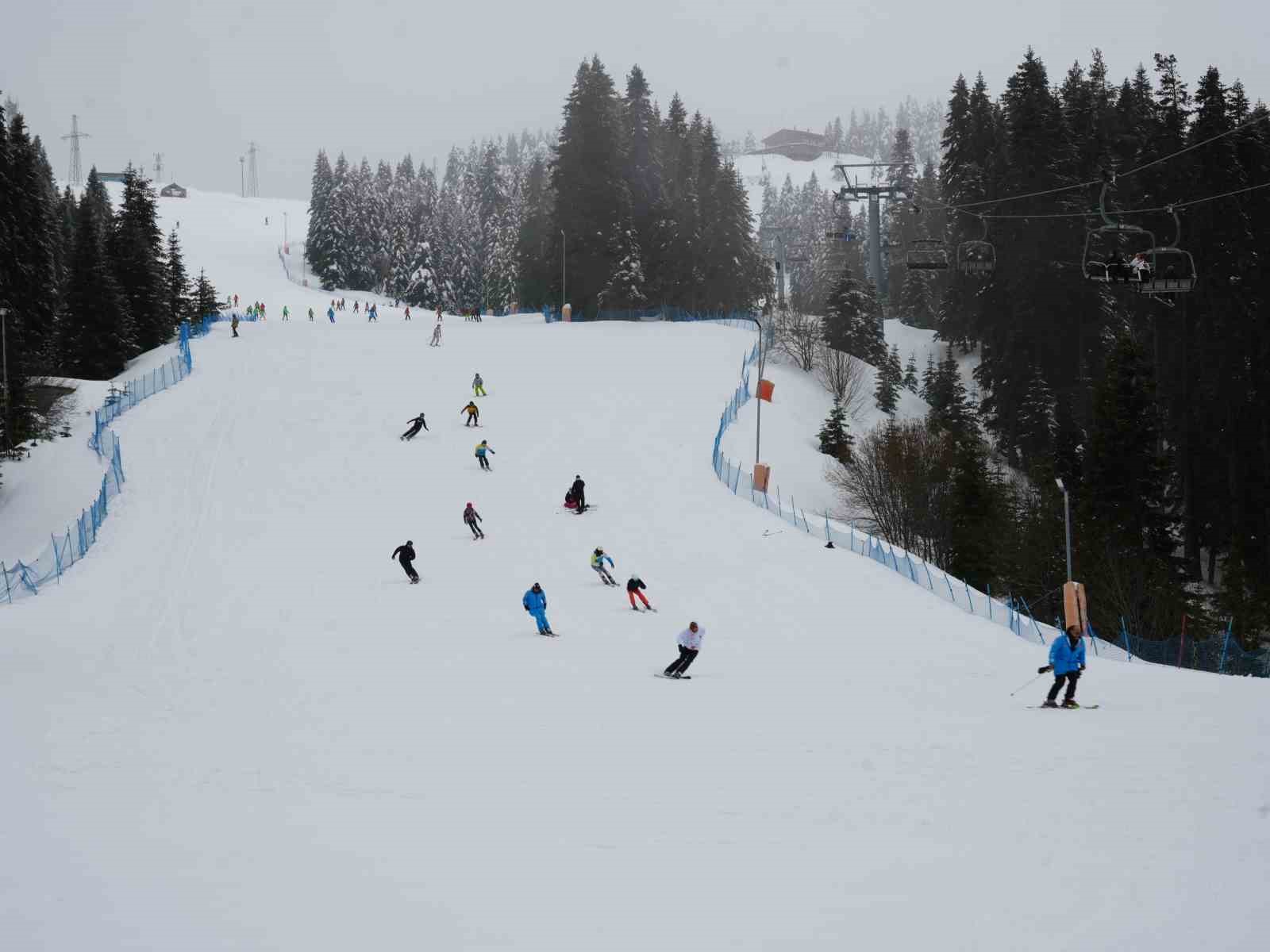 ilgaz dagina kayakseverler akin etti 3 qEem3hVG