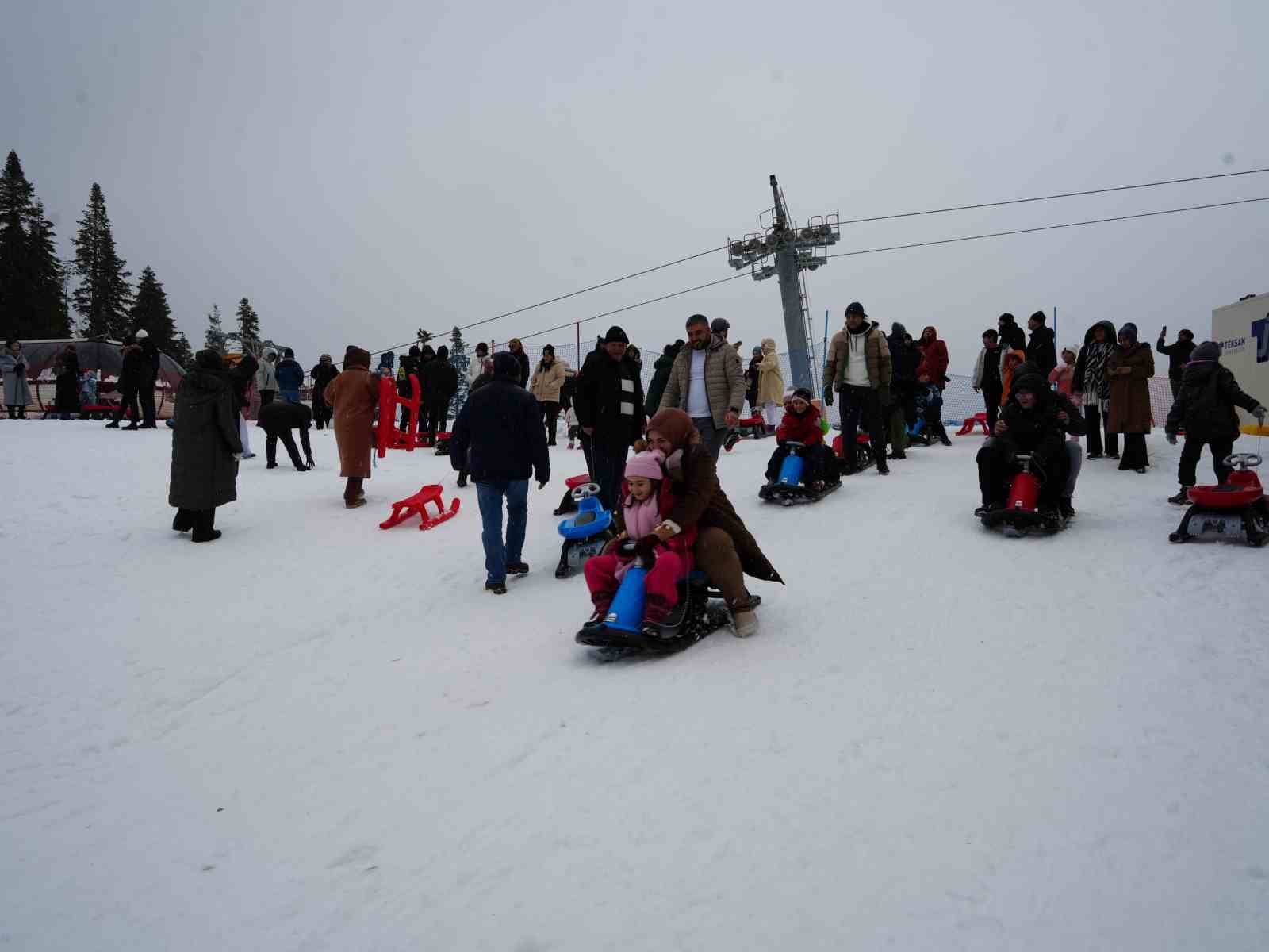 ilgaz dagina kayakseverler akin etti 4 YRqfEBsV