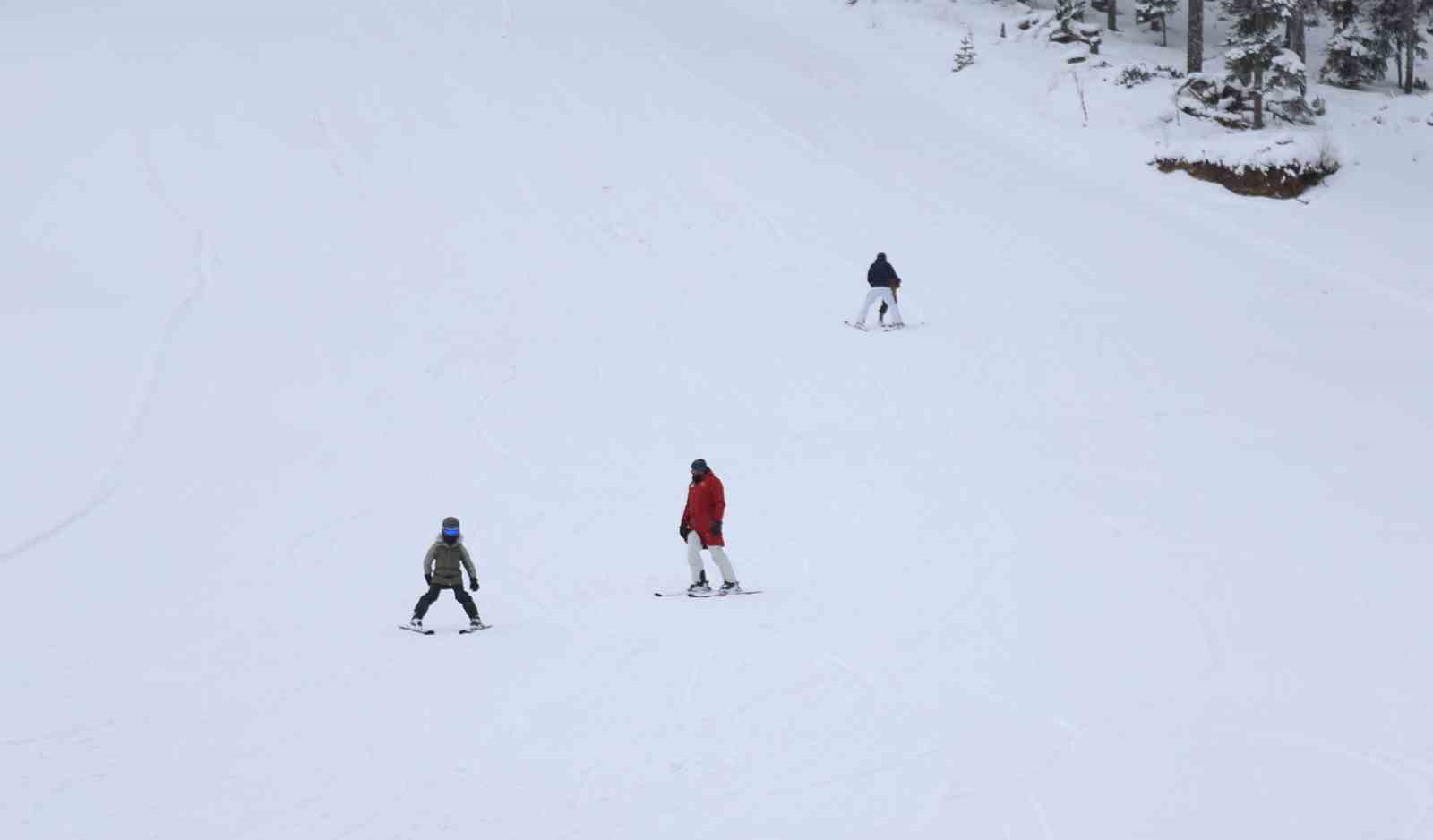 ilgaz dagindaki yurduntepe kayak merkezinde sezon basladi 5 WCtLqFau