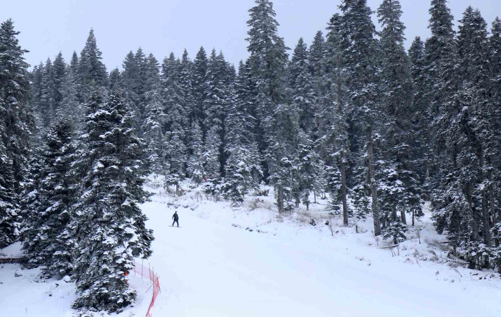 ilgaz dagindaki yurduntepe kayak merkezinde sezon basladi 6 vNcCT9ZK