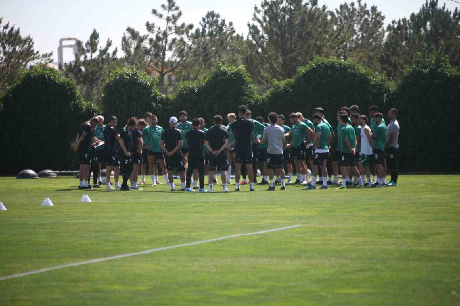 ilhan palut bugun itibariyla 5 ana transfer yapmak istiyoruz 2 se6EUPbd
