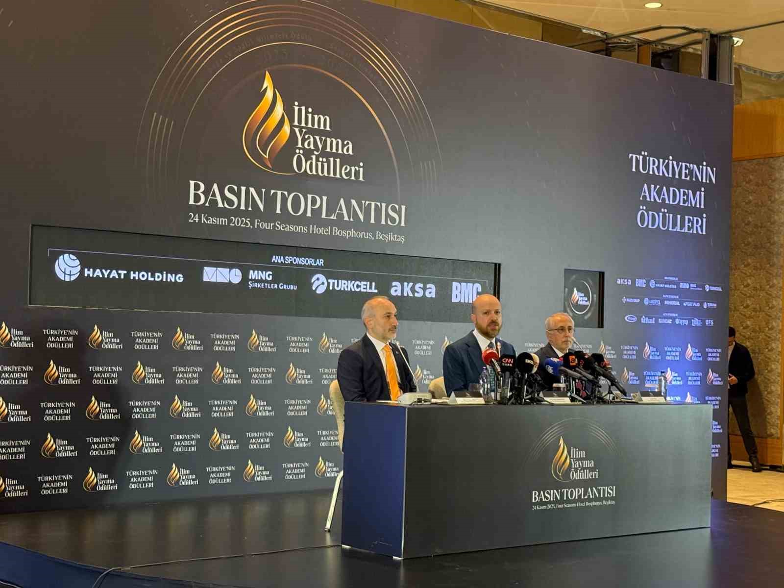 İlim Yayma Vakfı Mütevelli Heyeti Başkanı Erdoğan: "Türkiye’deki bilimsel çalışmanın seviyesi hızla artıyor" 5 ilim yayma vakfi mutevelli heyeti baskani erdogan turkiyedeki bilimsel calismanin seviyesi hizla artiyor 1