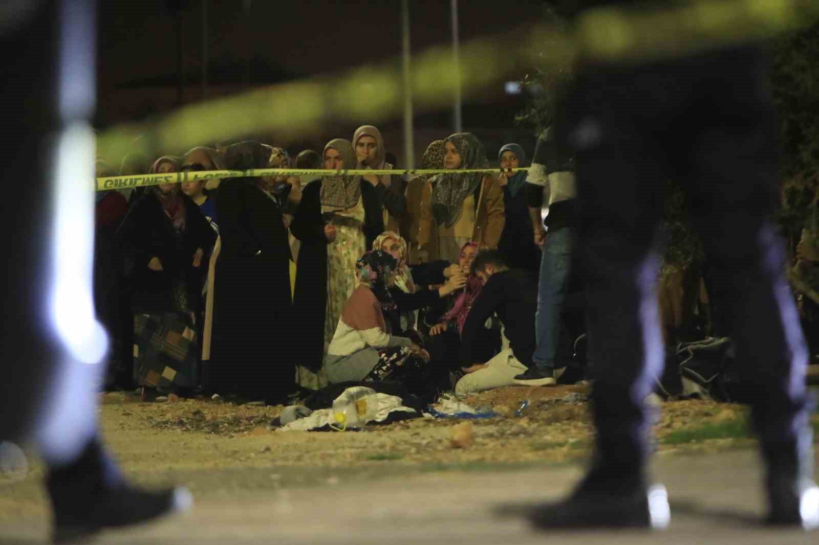 İlk duruşmada karar çıktı: Eşini ve iki kızını öldüren polis memuruna 3 kez ağırlaştırılmış müebbet 9 ilk durusmada karar cikti esini ve iki kizini olduren polis memuruna 3 kez agirlastirilmis OOKUP789