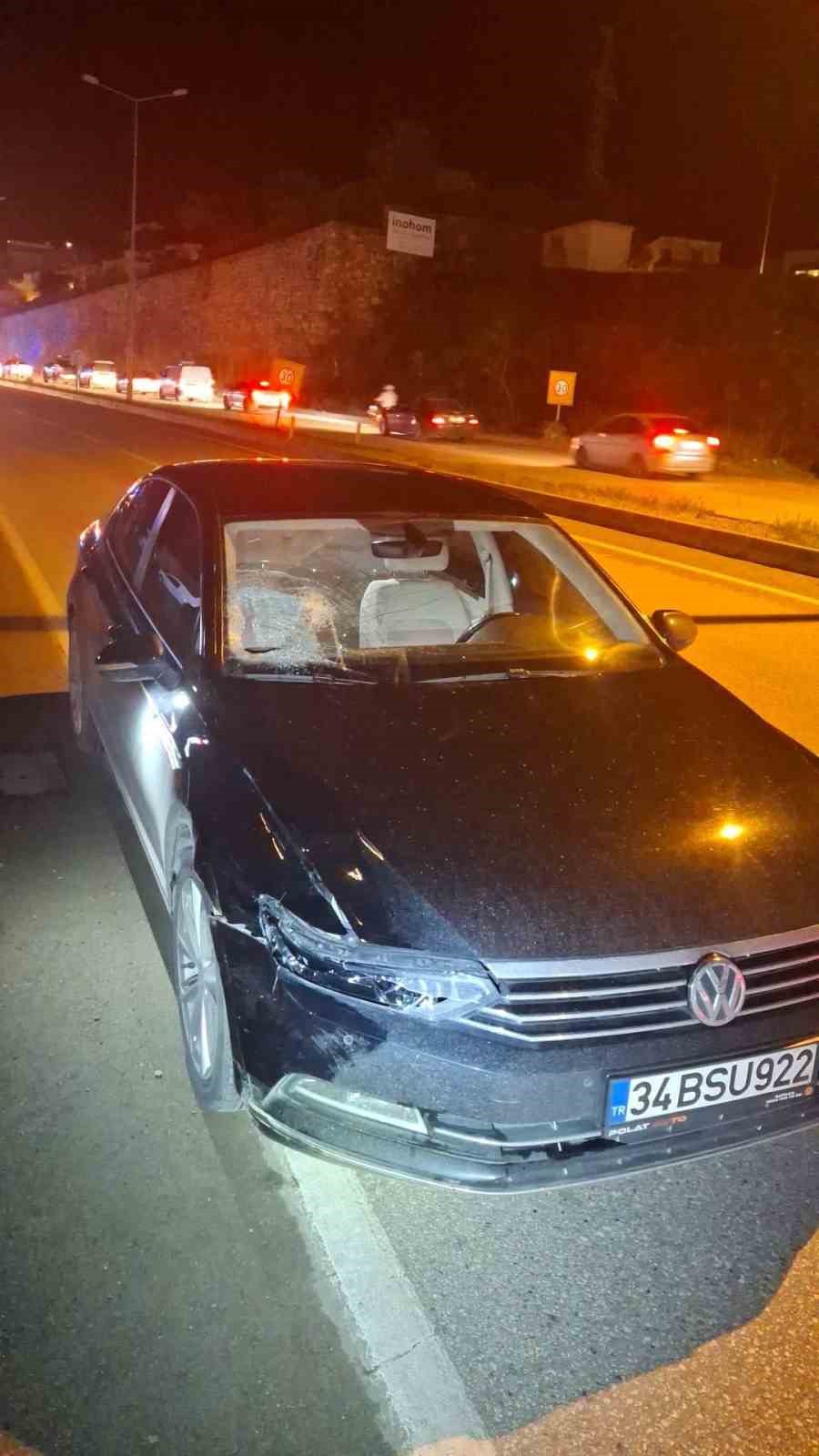 ilk kazadan kurtuldu tekrar dondugu yerde bu sefer araba carpti 1 dF4nQe4m