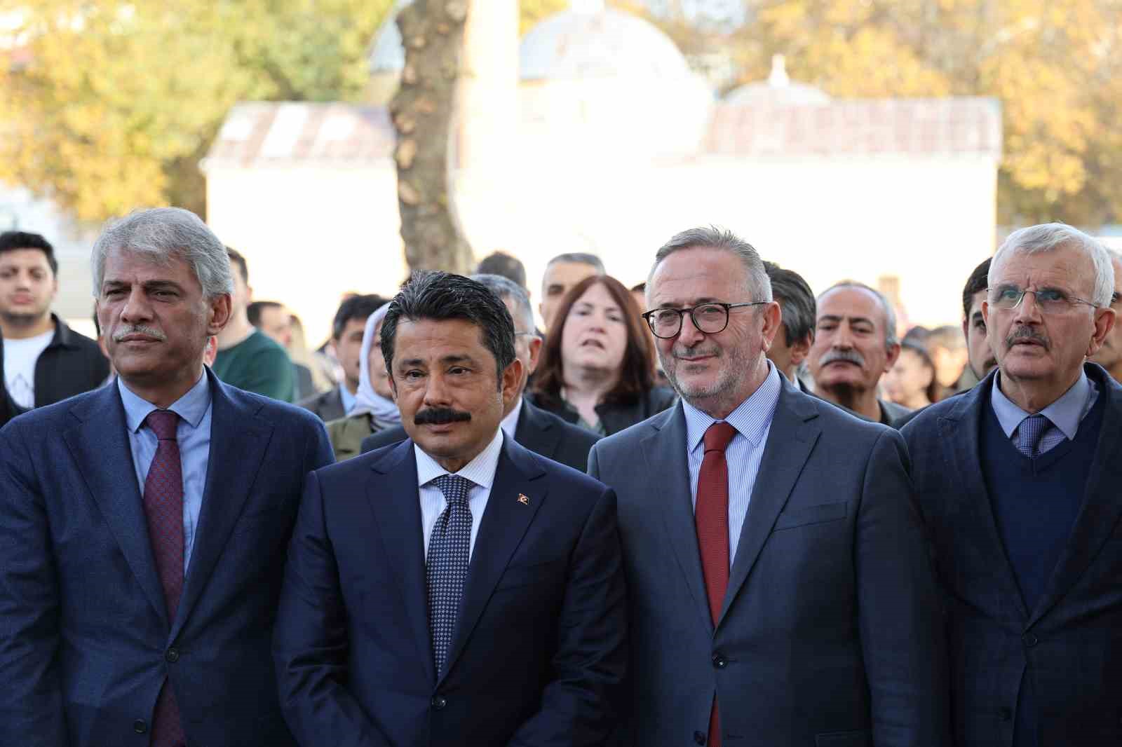 ilk kez istanbul disina cikarilan yazma eserler ahilik muzesinde sergileniyor 3