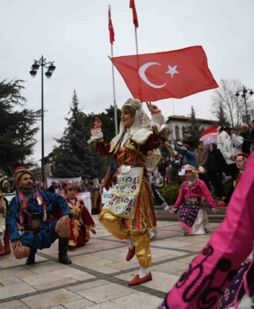 ilk-turk-kadin-mitinginin-106nci-yil-donumunde-birlik-ruhu-yeniden-yasatildi-hxPMxmkr.jpg