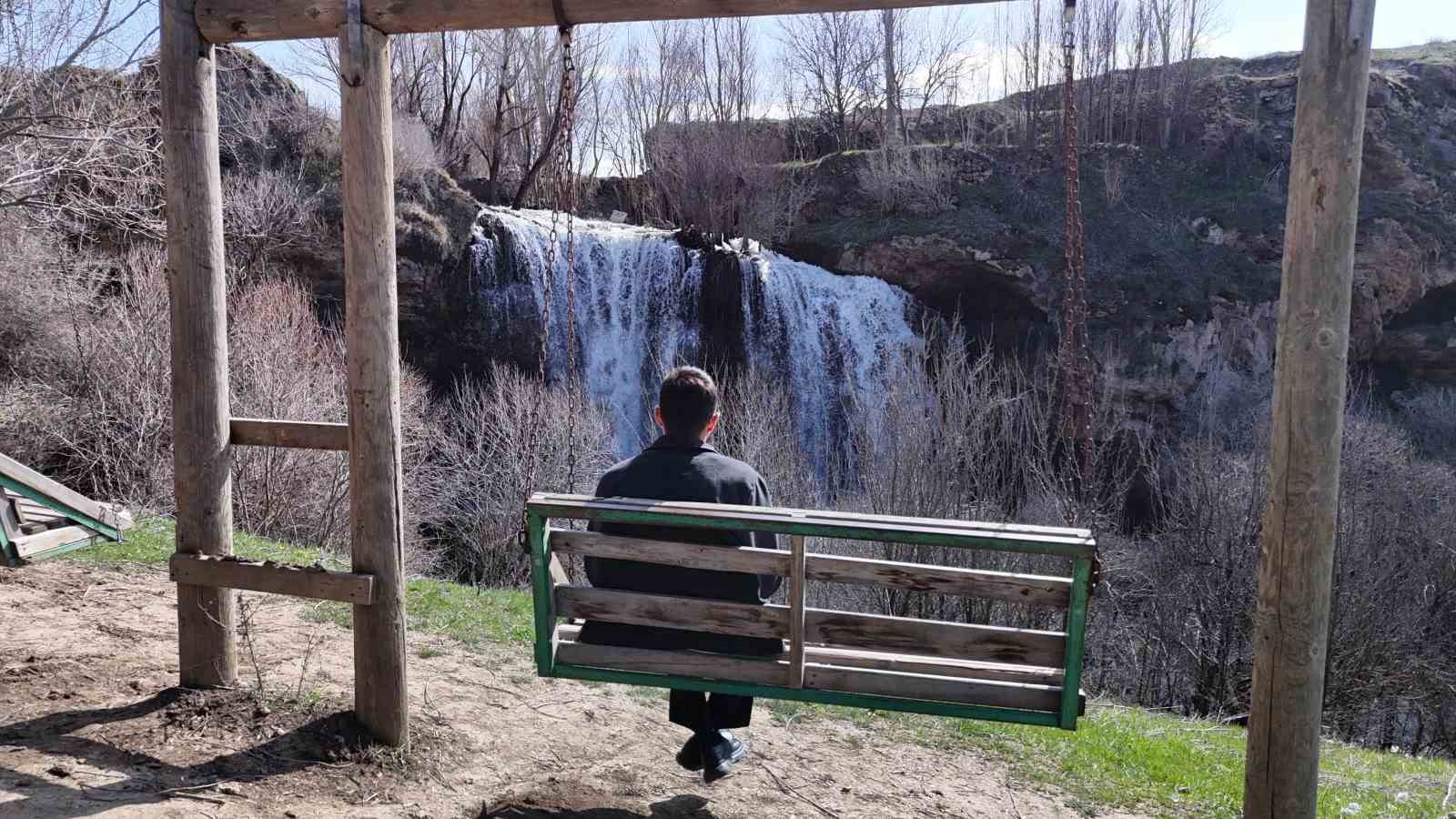 ilkbahar geldi sivasin essiz guzelligi costu 4 XIPMe4Sy