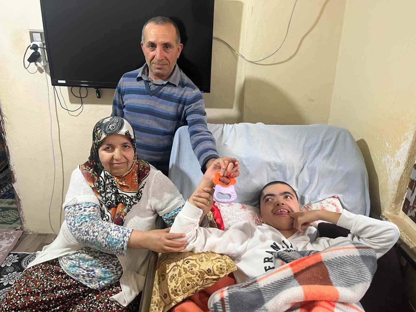 ilkel teleferikle okula gidebilen engelli tunahan icin turkiye seferber oldu 1 jUQXh155