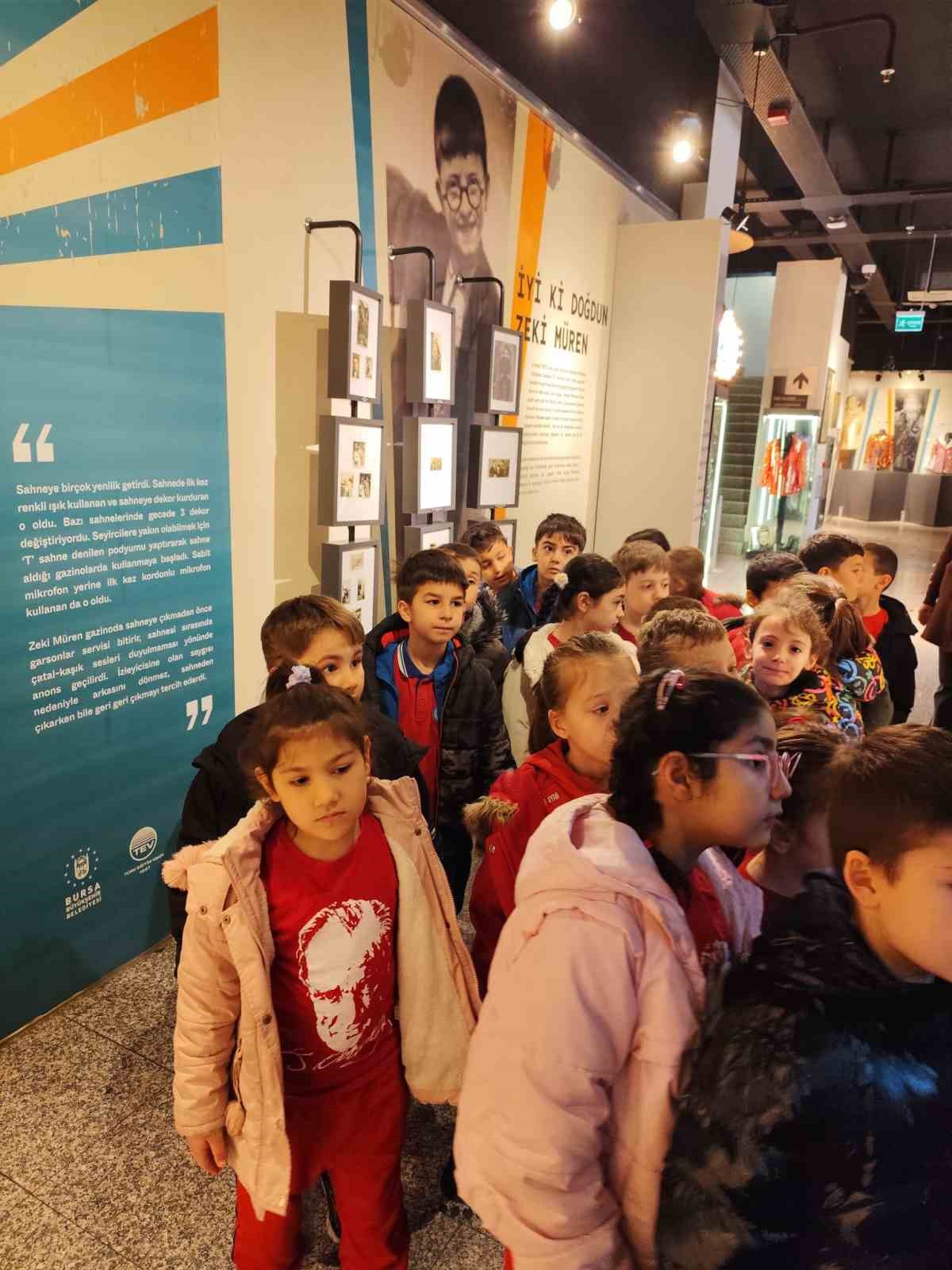 ilkokul ogrencileri kent muzesinde tarihe yolculuk yapti 2 HUOFYQDV