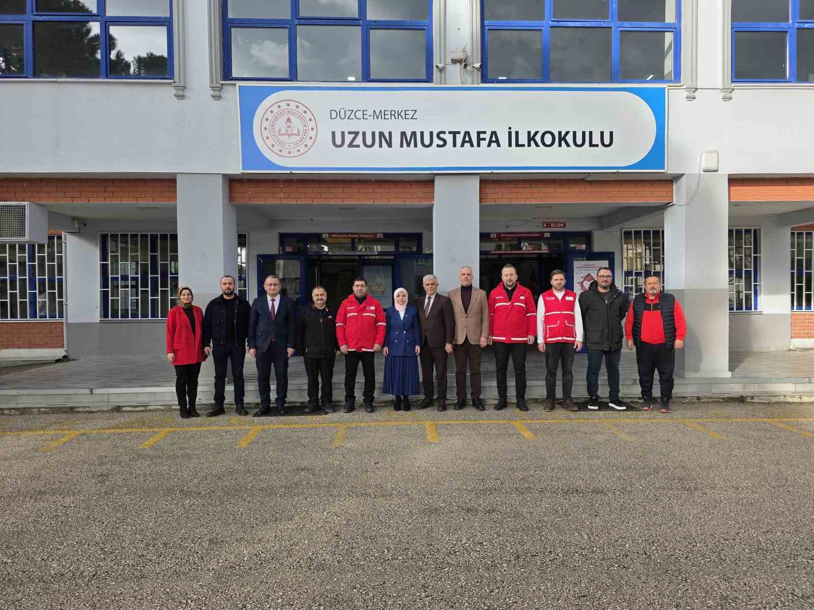 ilkokulda kan bagisi kampanyasina destek 4 17wFBSmG
