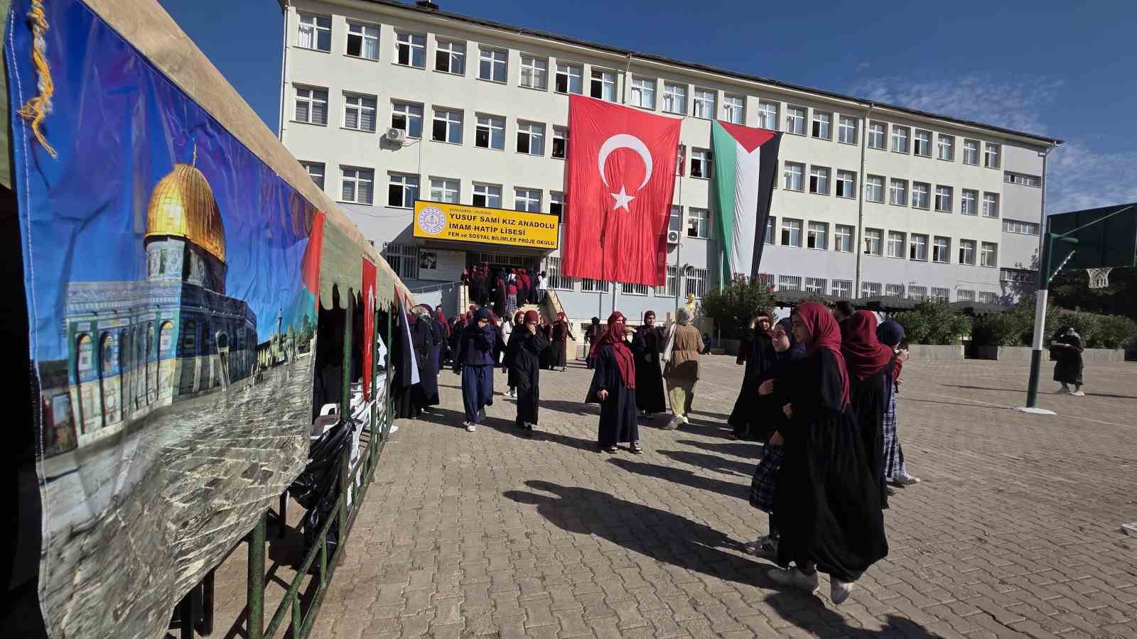 imam hatip ogrencilerinden gazze icin anlamli etkinlik 3 Z3iWdWzT