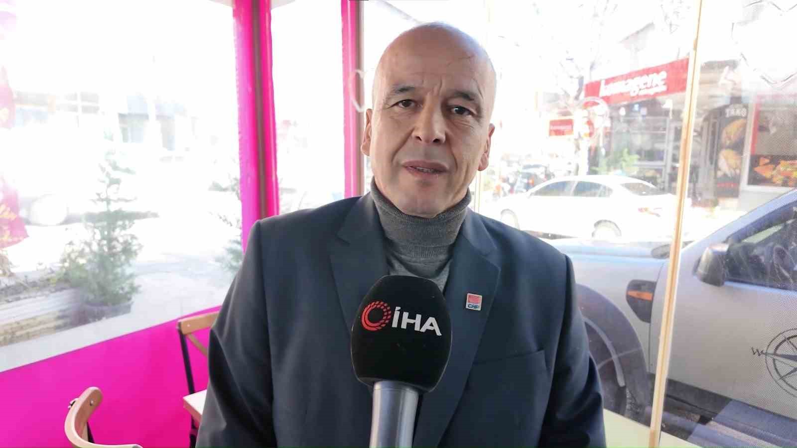 İmamoğlu’nu şikayet ettiği için evi kurşunlanmıştı: Pankartın kaldırılmamasına tepki gösterdi 4 imamoglunu sikayet ettigi icin evi kursunlanmisti pankartin kaldirilmamasina tepki gosterdi 0 MYPMnZ2T