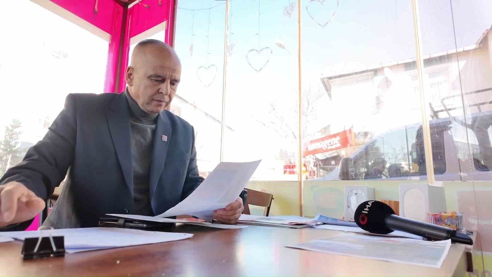 İmamoğlu’nu şikayet ettiği için evi kurşunlanmıştı: Pankartın kaldırılmamasına tepki gösterdi 5 imamoglunu sikayet ettigi icin evi kursunlanmisti pankartin kaldirilmamasina tepki gosterdi 1 yJZVpqns