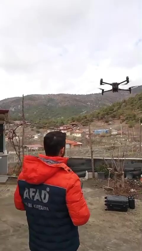 inegi kaybolan ciftcinin imdadina afad ve jandarma yetisti 2 JIUBfDzW
