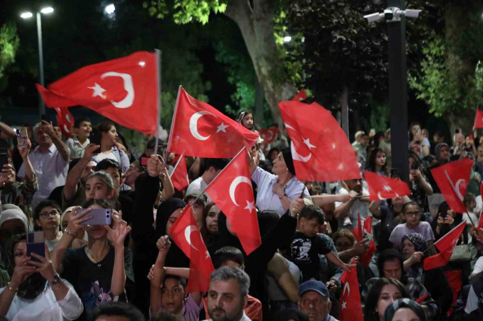 inegol 15 temmuzun 10uncu yilinda milli irade icin tek yurek oldu 3 kLpg6Ifl