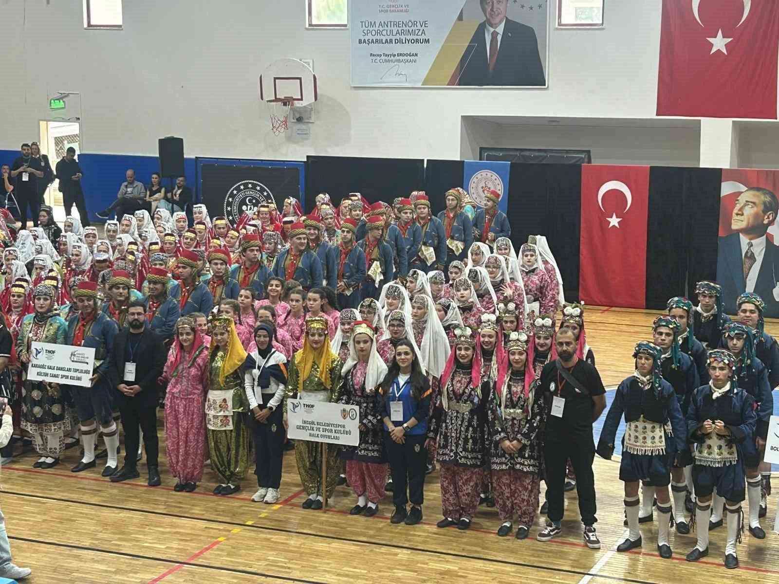inegol belediyesi halk danslari bolge finallerinde 3te 3 yapti 1 stFT2I8p