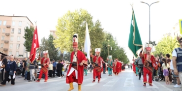 inegol-belediyesi-kultur-sanat-festivali-bugun-basliyor-PaH1zYMN.jpg