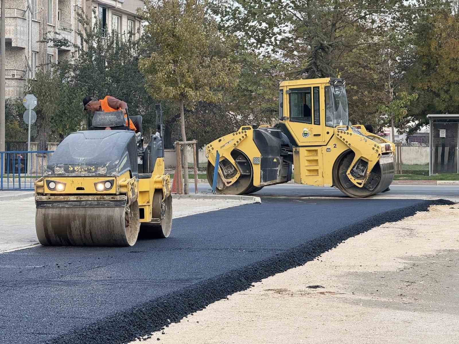 inegol belediyesinden 3 bolgede asfalt hamlesi 4