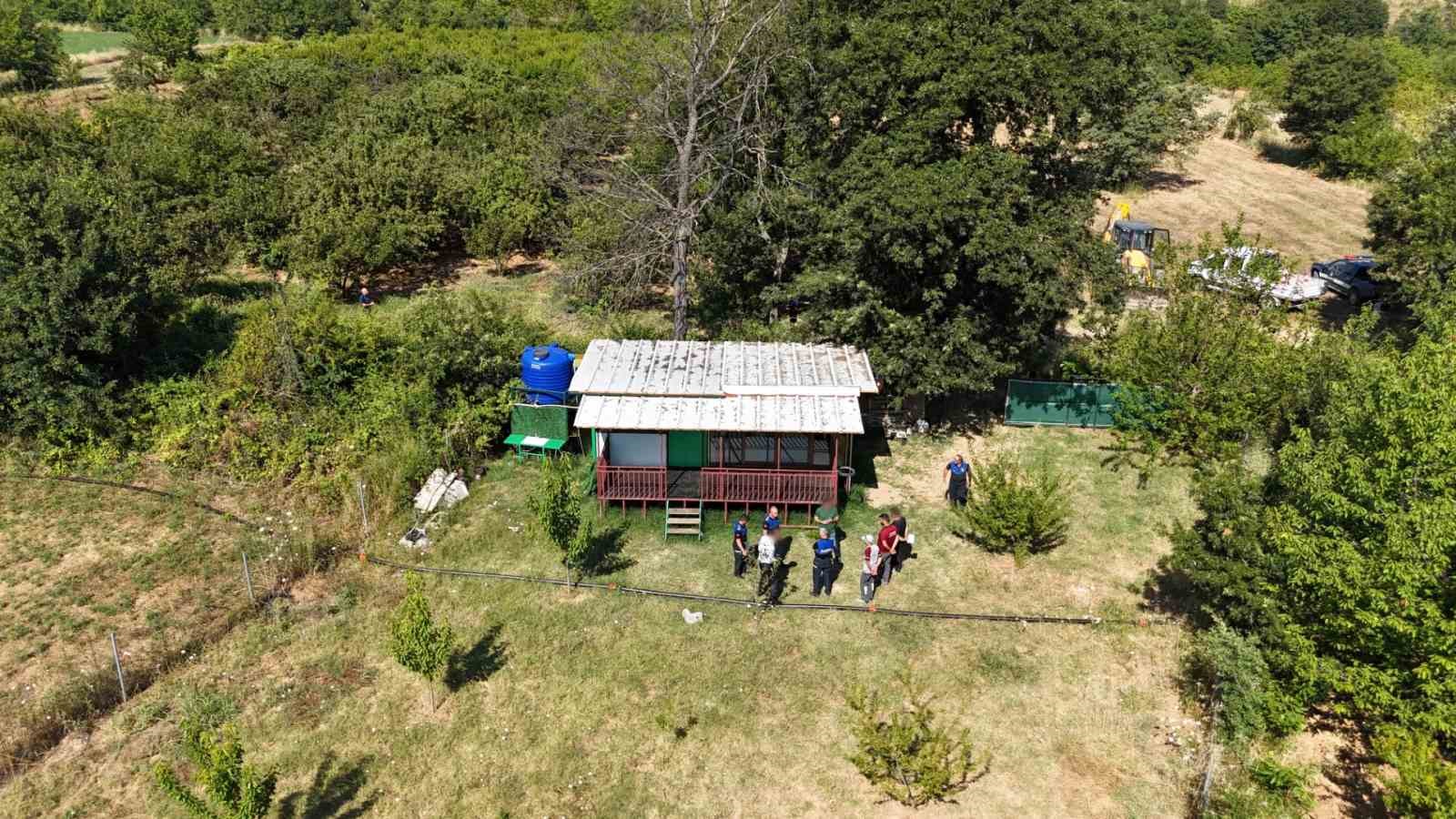 inegol belediyesinden citlide 16 kacak yapiya mudahale 0 TNuZijXR