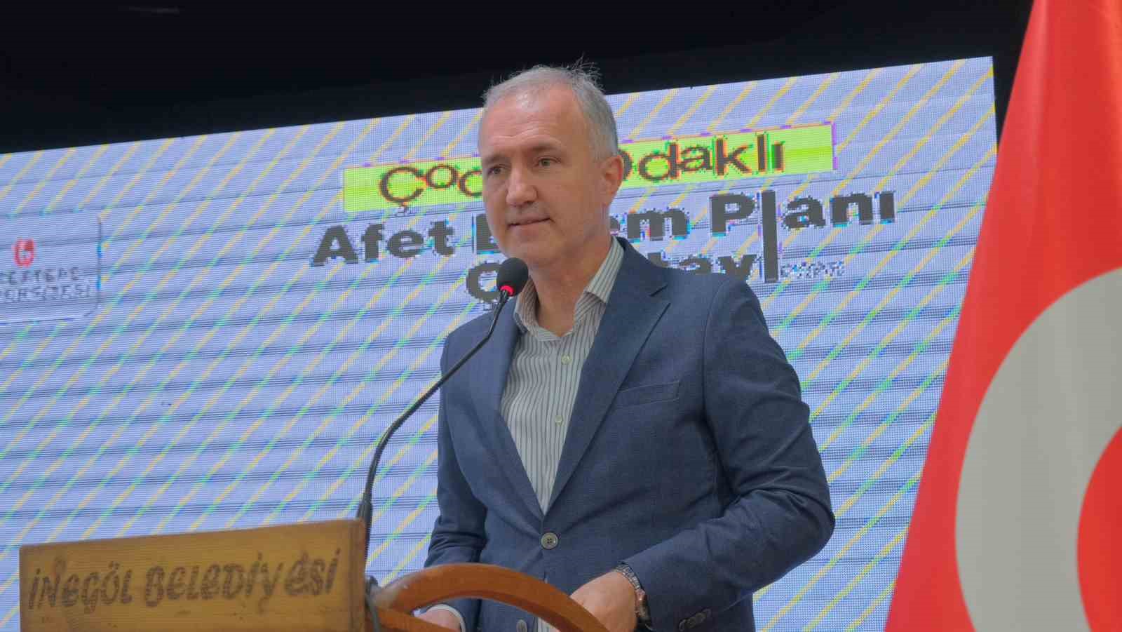 inegol belediyesinden cocuk odakli afet eylem plani calistayi yapildi 1 IycEfv6b