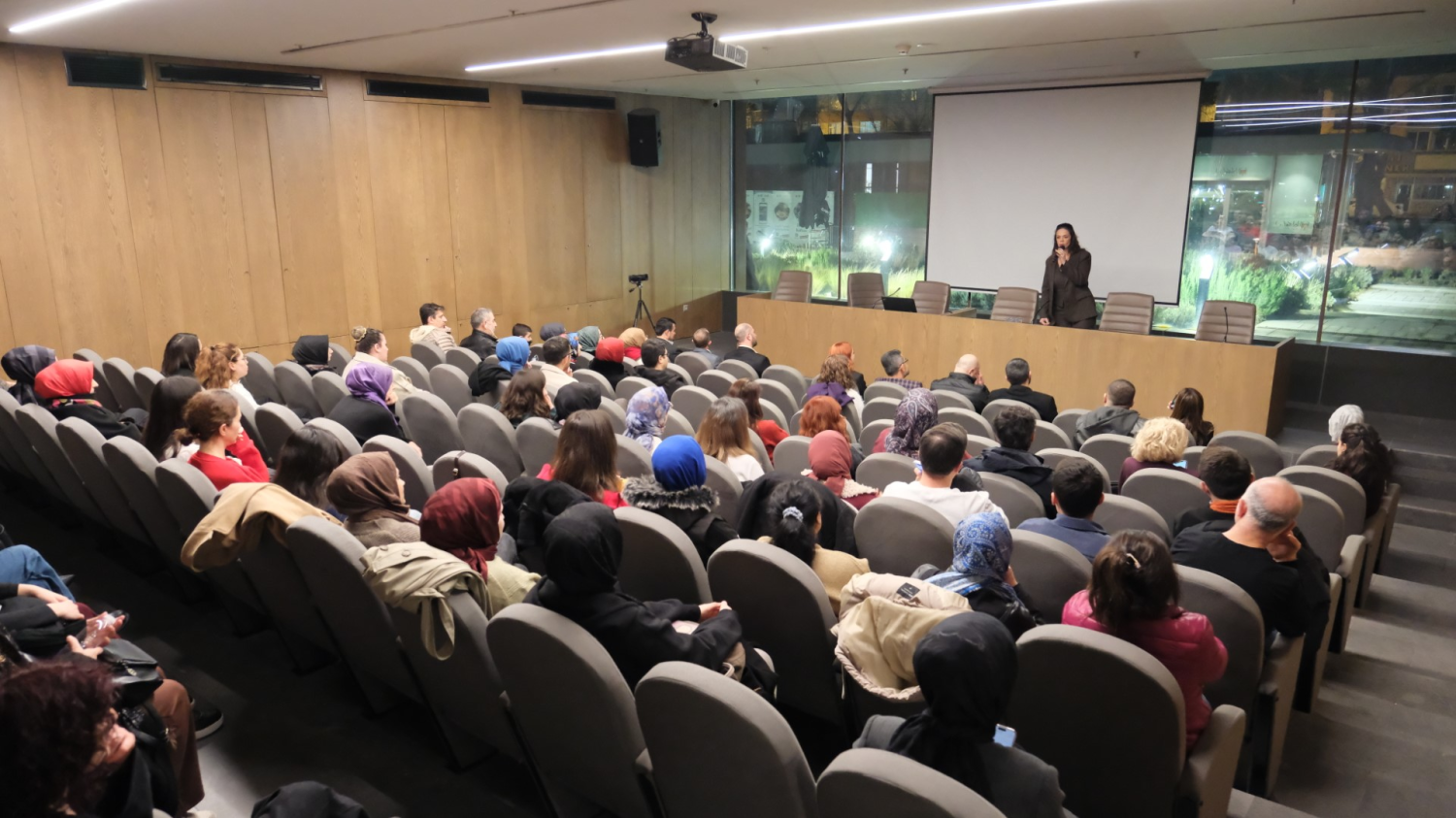 inegol belediyesinden otizm farkindaligini arttiran seminer 0 LeBb88zB