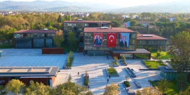 inegol-belediyesinin-tum-hizmetleri-cebinizde-1UBYjJQG.jpg