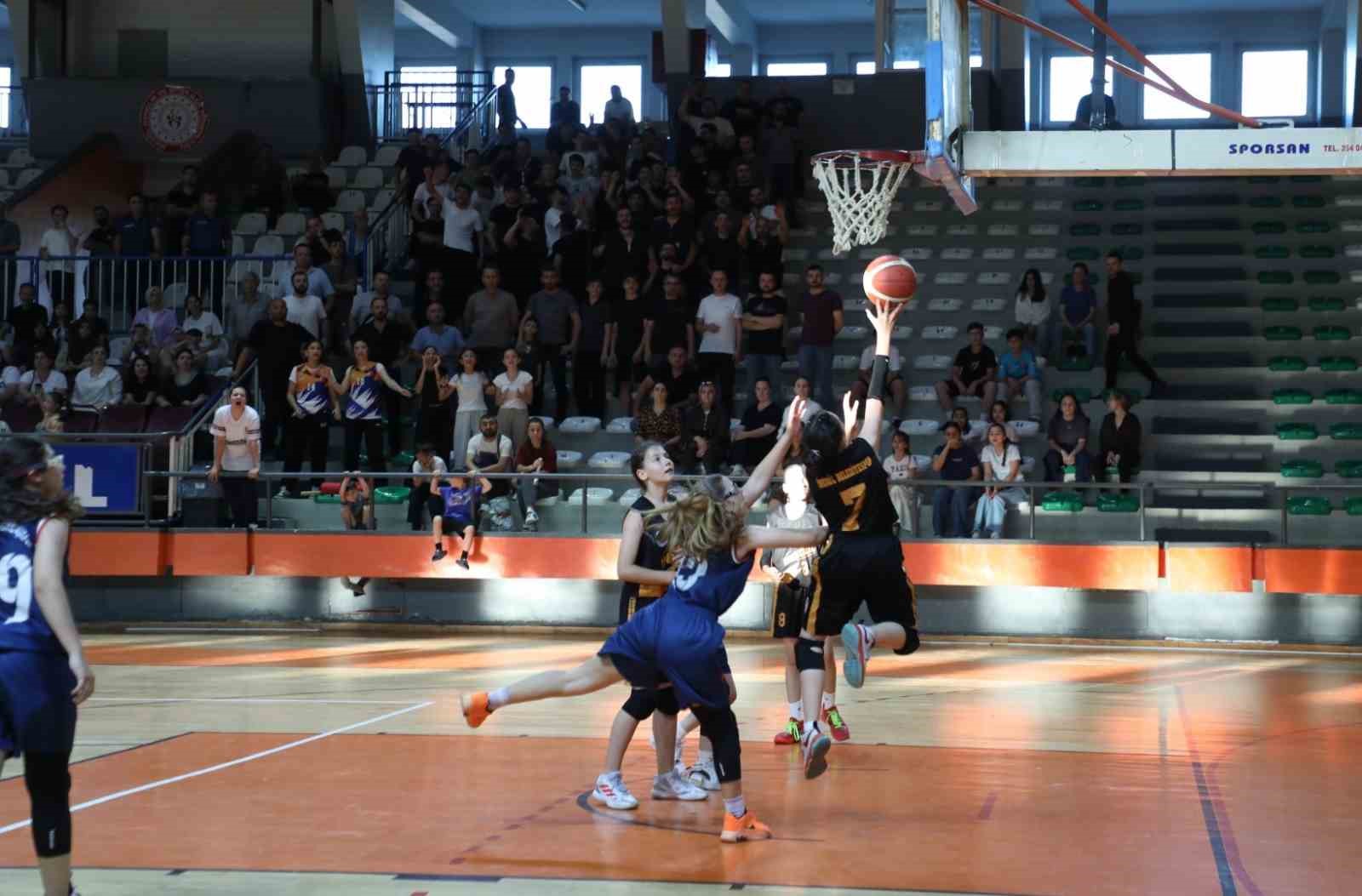 inegol belediyespor u12 kiz basketbol takimi bursa ucuncusu oldu 2 nnGYtrwQ
