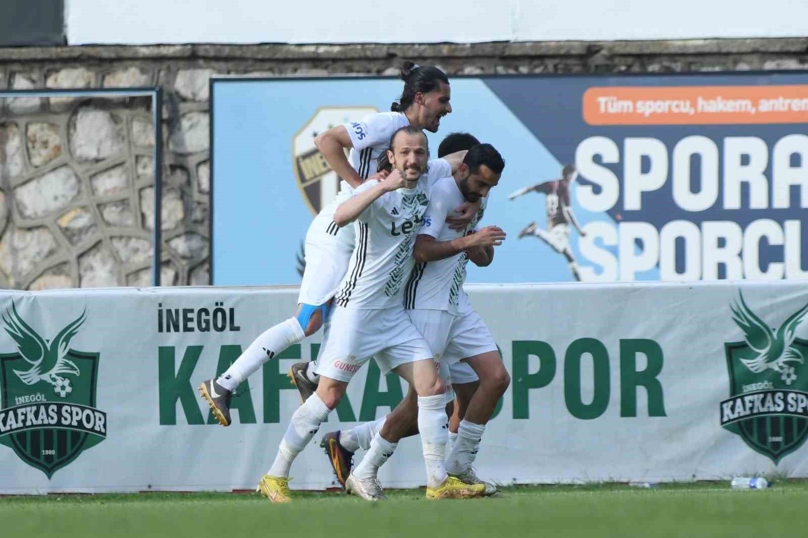 İnegöl Kafkas Spor Kulübü şampiyon oldu, 2. Lig’e yükseldi 4 inegol kafkas spor kulubu sampiyon oldu 2 lige yukseldi 0 nEHn4cOl