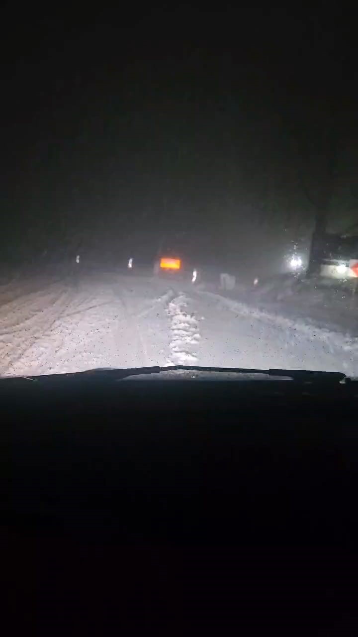 inegol karayolunda etkili olan kar yagisi suruculere zor anlar yasatti 4 VRphRazp