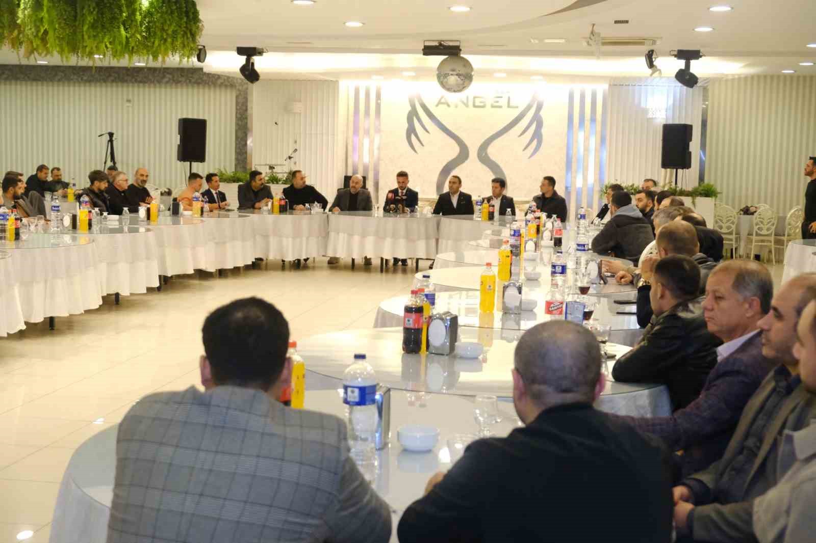 İnegöl Marangoz ve Mobilyacılarında seçim heyecanı 8 inegol marangoz ve mobilyacilarinda secim heyecani 4 wbmKWnLQ