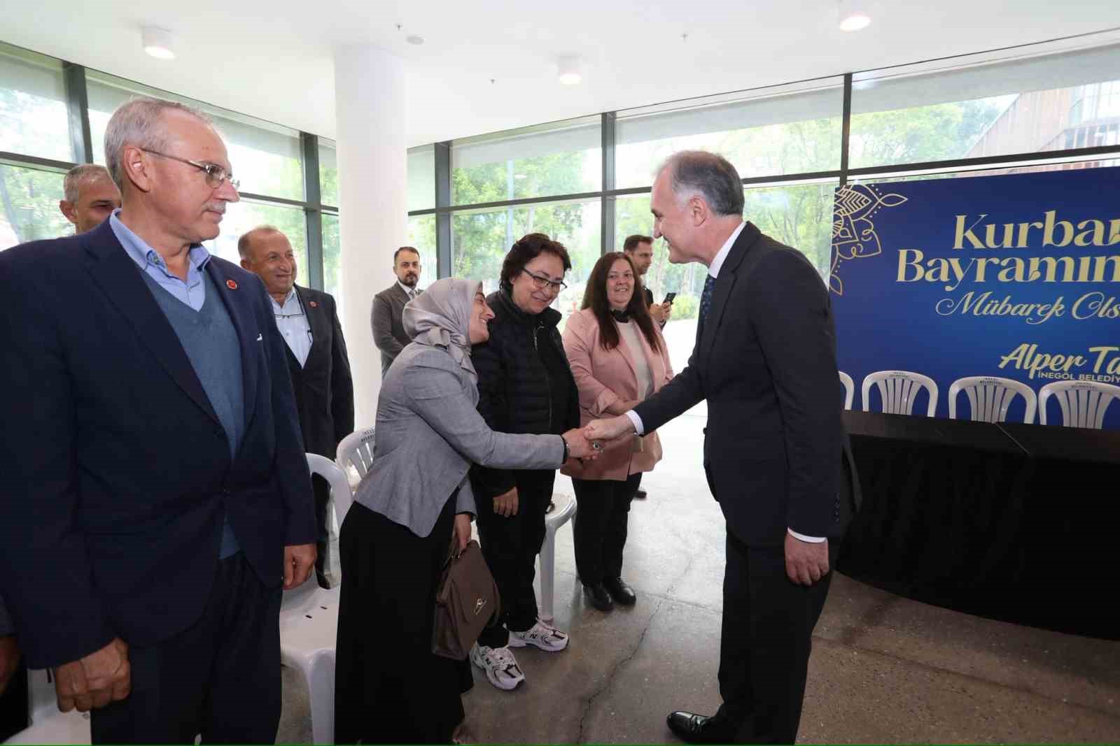 inegol protokolu bayramlasma toreninde bulustu 3 ktGp5TPc