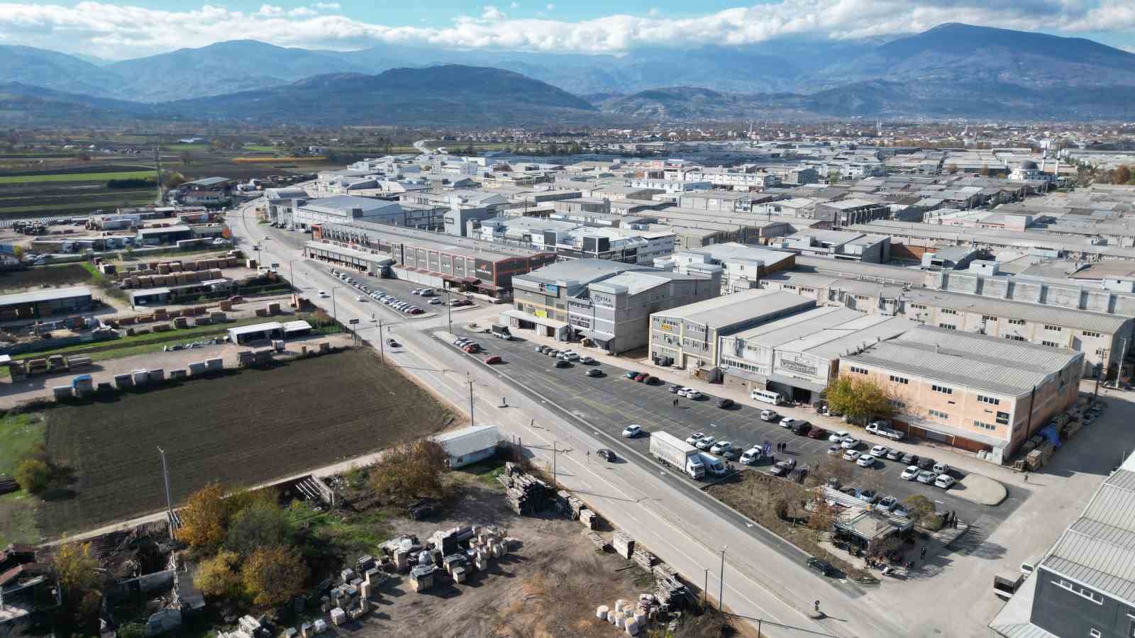 inegol sanayi bolgesinde 261 araclik otopark hizmete girdi 3 aL651iIC