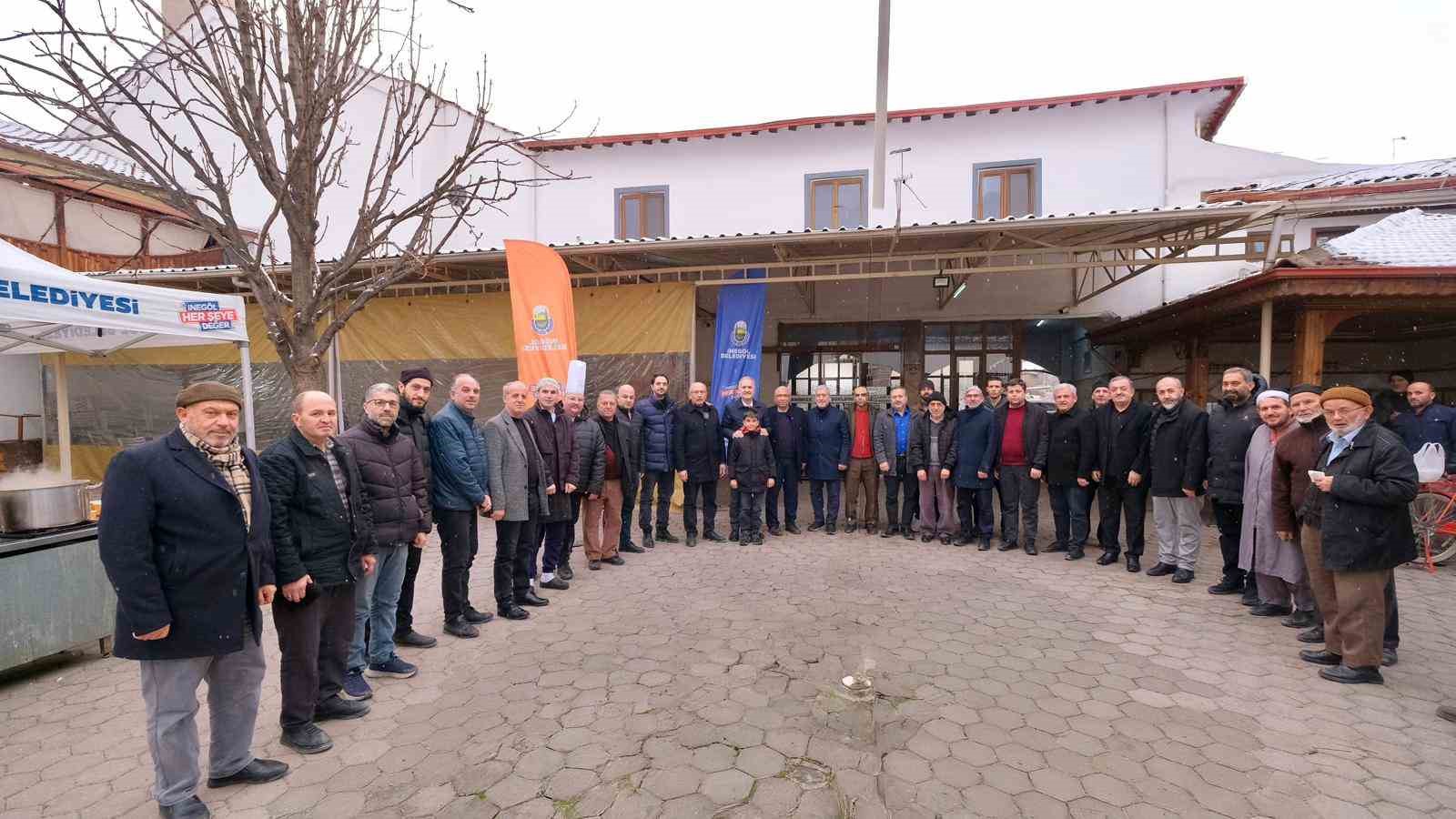 inegol yeni yilin ilk sabah namazinda bulustu 0 MO5aIPrm