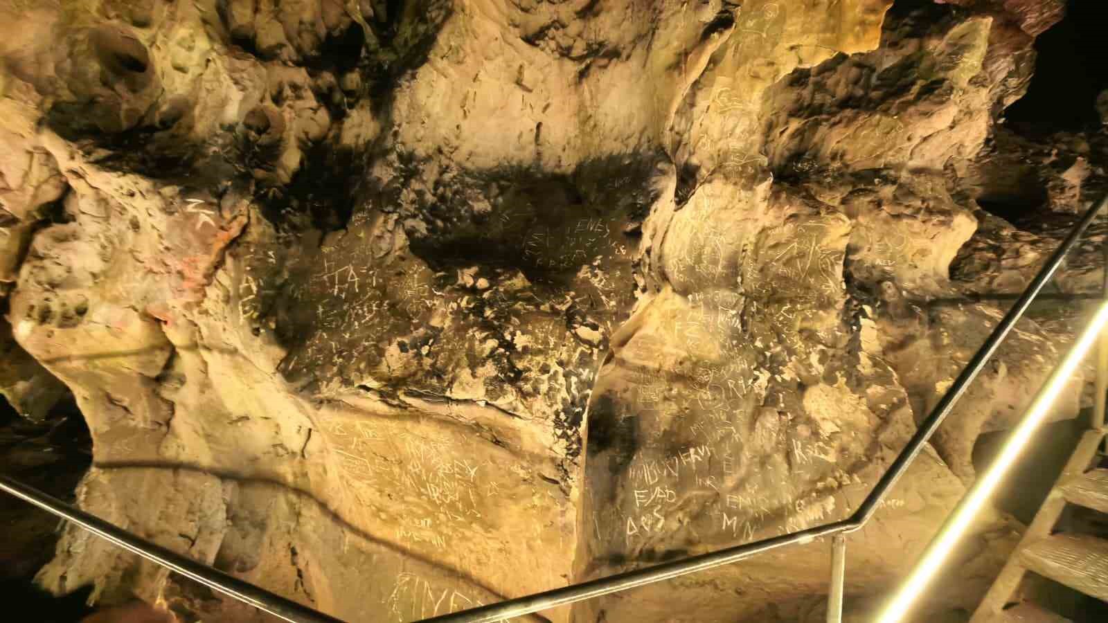 İnegöl’de 3 milyon yıllık mağaraya çirkin saldırı 9 inegolde 3 milyon yillik magaraya cirkin saldiri 5 UsvdfI2V