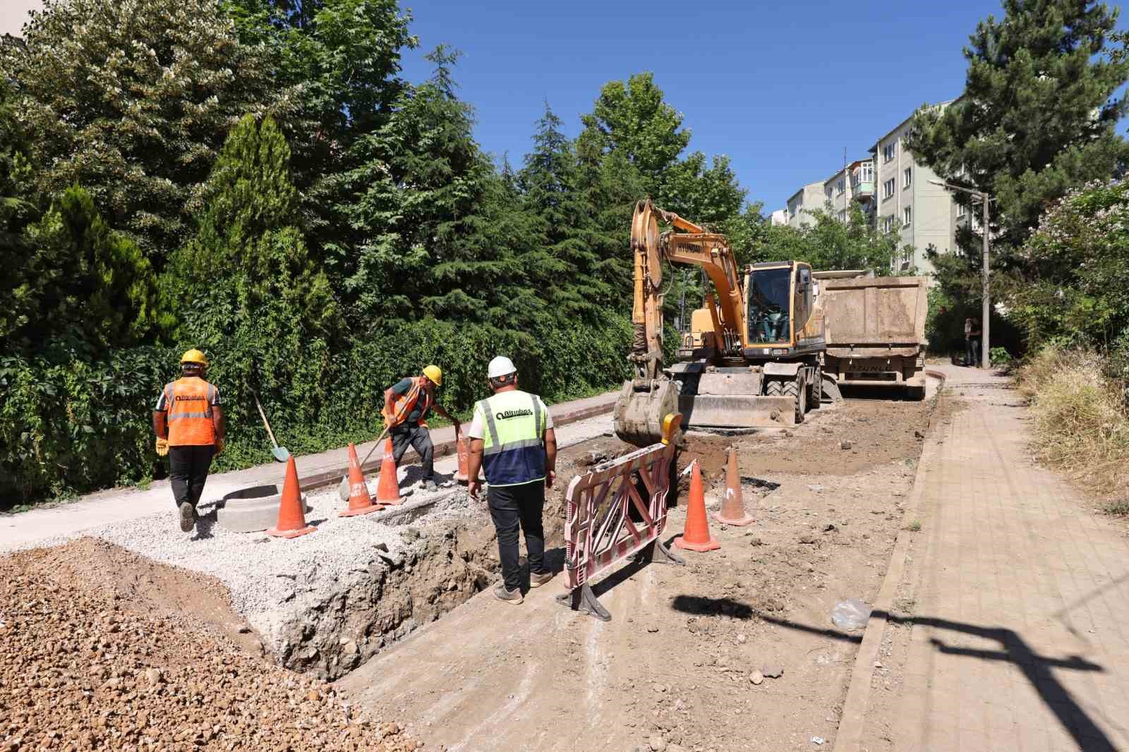 İnegöl’de altyapı hamlesi 10 inegolde altyapi hamlesi 6 7DcaNR72