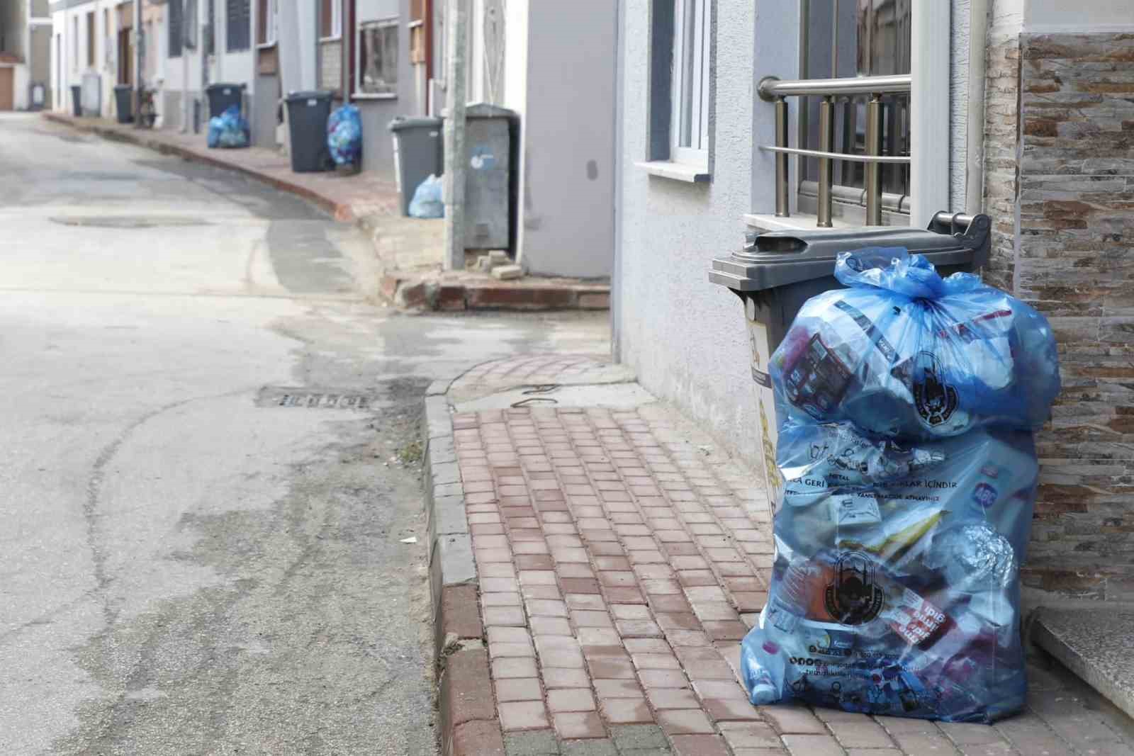 inegolde atiklar belediye kontrolunde bertaraf ediliyor 0 XThfBGYz