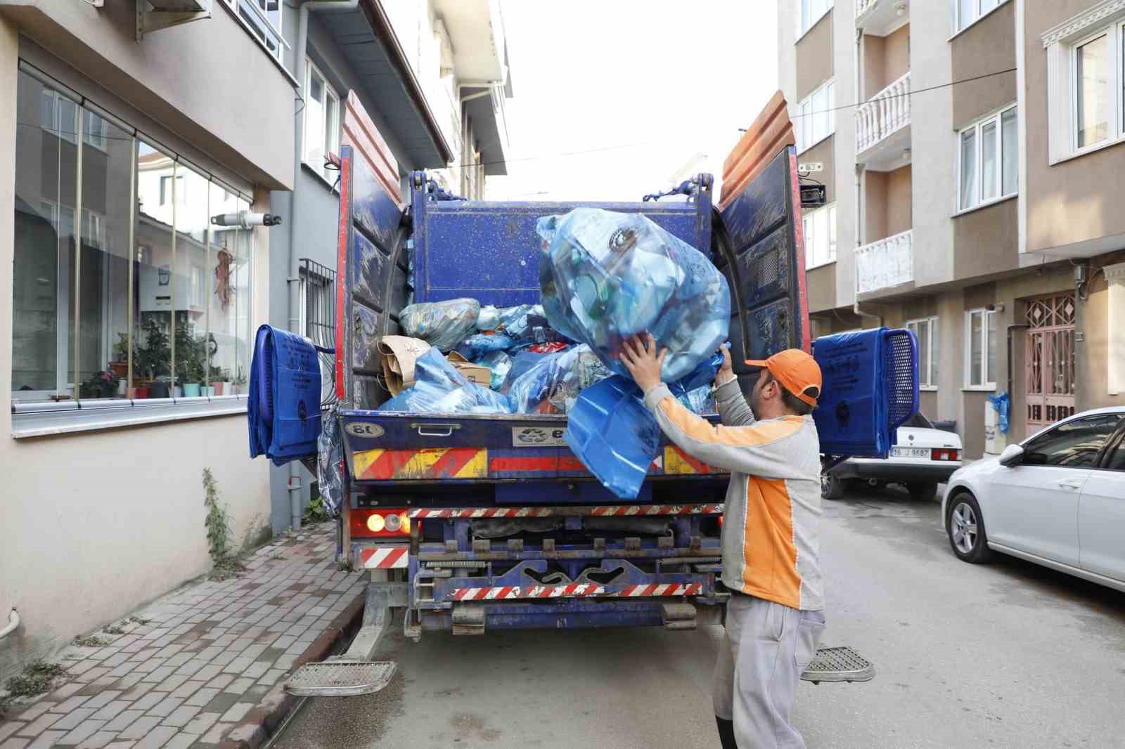 inegolde atiklar belediye kontrolunde bertaraf ediliyor 1 MvvikXhi