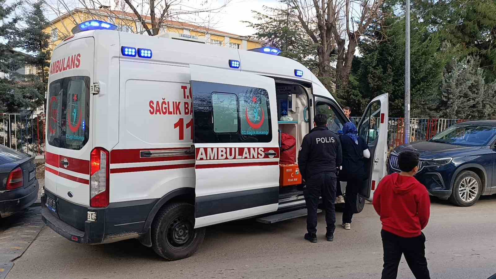 inegolde bicakli kavga 1 yarali 4 uivhBSXg